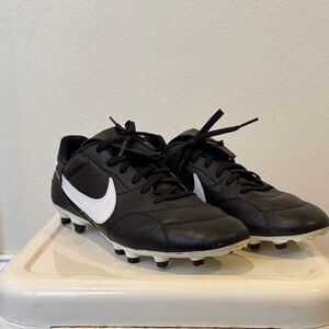 Nike Premier Black Soccer Cleats